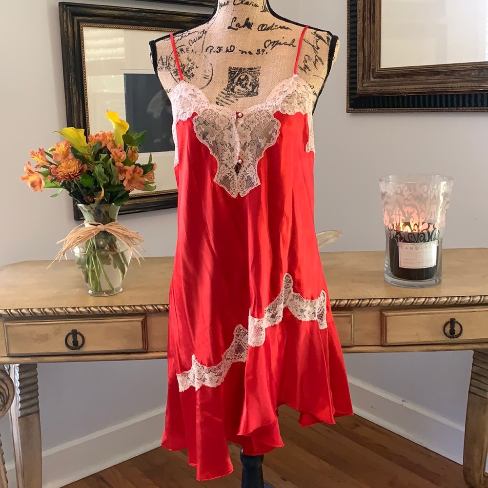 NATORI L Red Satin lace Nightie Designer nightgown